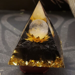 Obsidian with quartz Pyramid